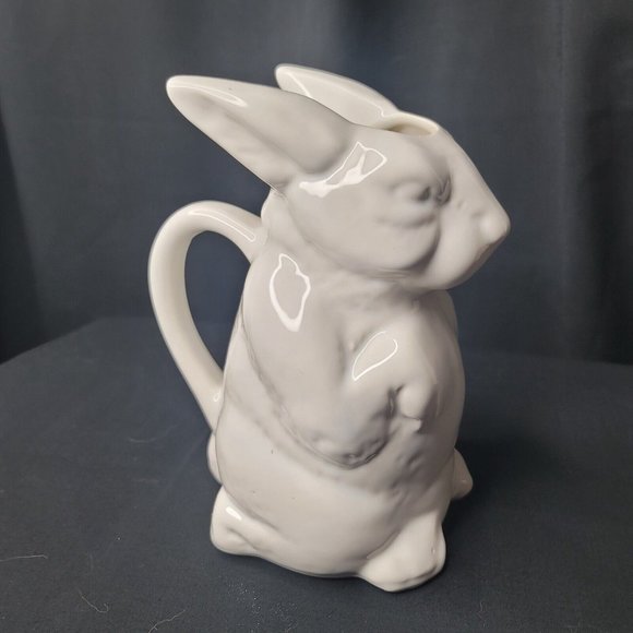 White Ceramic Figural Rabbit Pitcher Mold Number 368 9" Vtg Marsh Industries - Picture 2 of 7